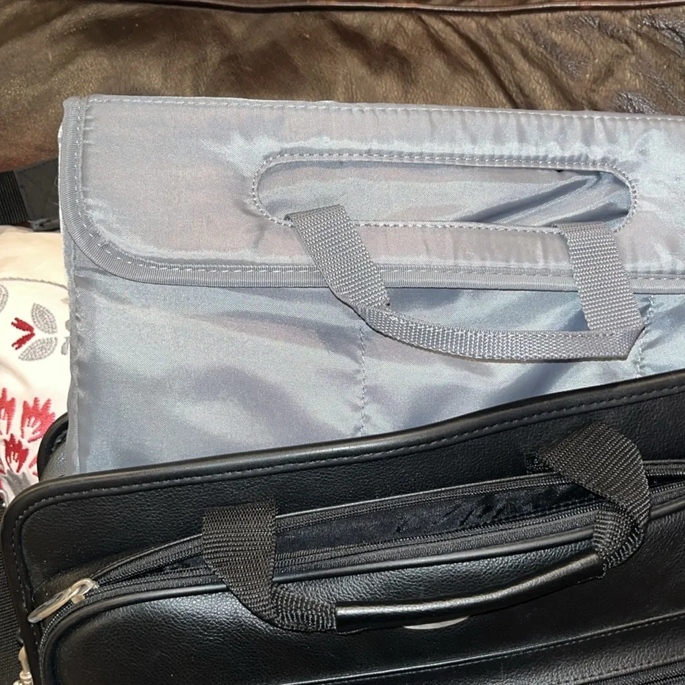 Targus laptop bag